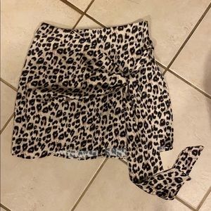 Leopard skirt